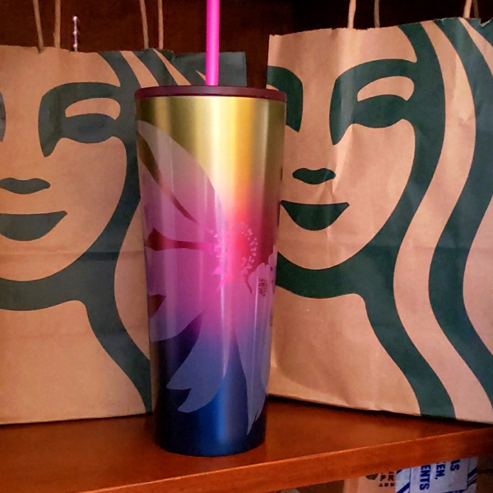Starbucks Winter 2022 Purple Gold Blue Hombre Floral Venti 24 oz. NWT in Box